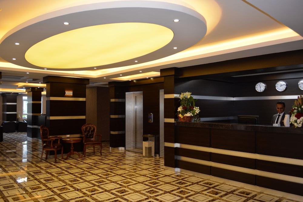 Tilal Almadina Hotel & Suites Amã Exterior foto